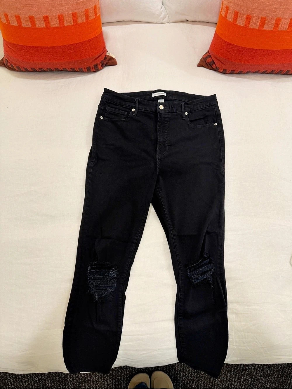 Good American Good Legs Distressed Skinny Jeans Black size 16